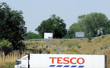Komoly drágulás jöhet - mire készül a Tesco és az Auchan?
