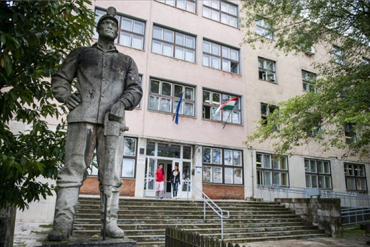 Vájárképzés indult Komlón