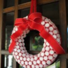 Látványos adventi ajtódíszek - fotók