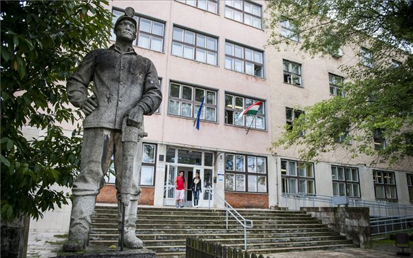 Vájárképzés indult Komlón