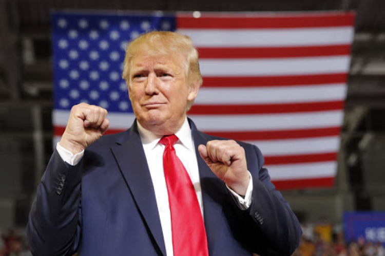 Donald Trump újabb vírusteszten esett át