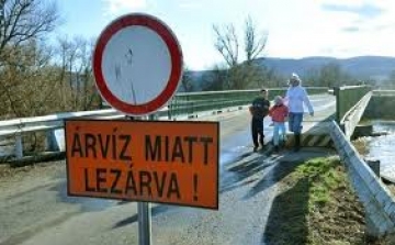 Árvíz - Lista a lezárt utakról