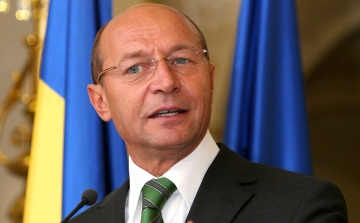 Románia: Basescu korrupt tolvajnak minősítette Pontát