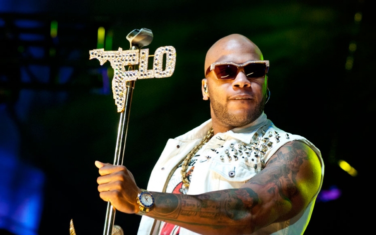 Pitbull helyett Flo Rida lép fel szombaton a FEZEN-en