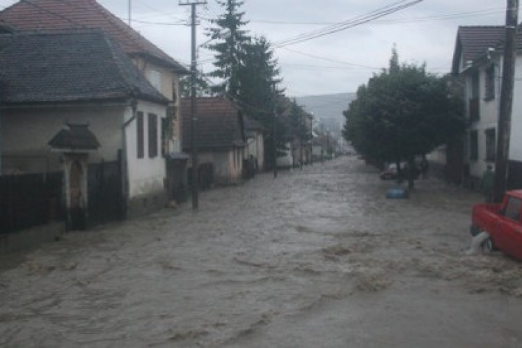 Halálos áldozatai vannak a romániai árvizeknek