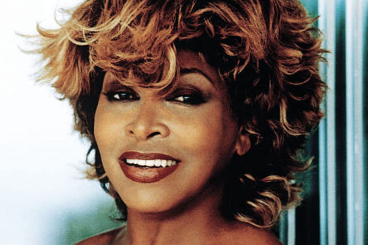Elhunyt Tina Turner