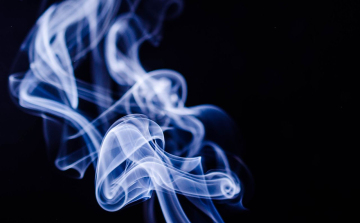 Kevesebb feketepiai cigarettát találtak idén a pénzügyőrök
