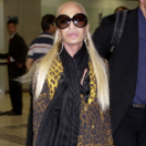 Donatella Versace egyre ijesztőbben néz ki – fotók