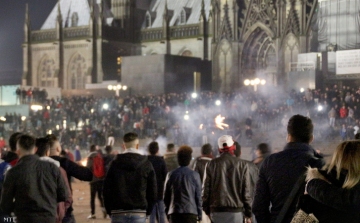 Kölni tömeges erőszak: a rendőrök attól féltek, valaki meghal