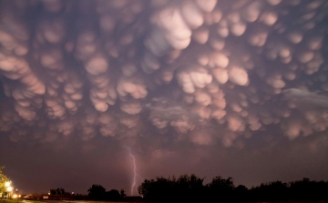 Ijesztő felhőt fotóztak: van magyarázat a rejtélyes jelenségre?