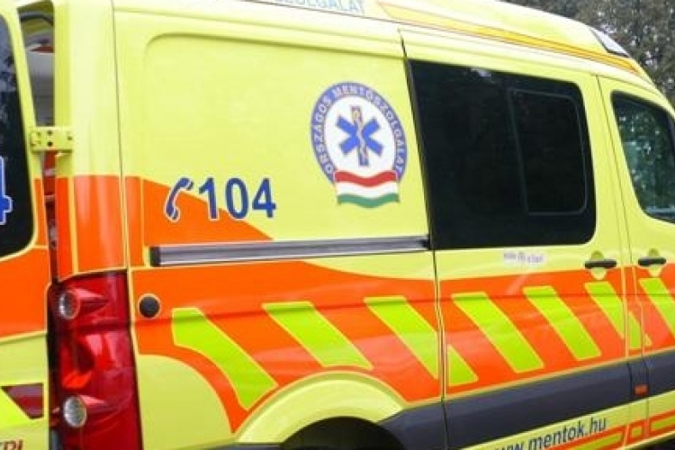 Szénmonoxid-szivárgás a fővárosban, 38 embert kórházba szállítottak