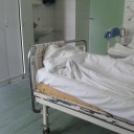 Tragikus állapotok a kórházakban – megdöbbentő fotók
