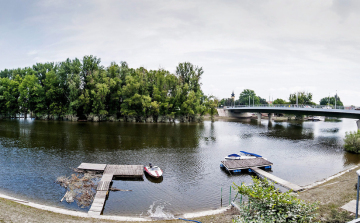 Nem lehet fürdeni Győr legnépszerűbb szabad strandján