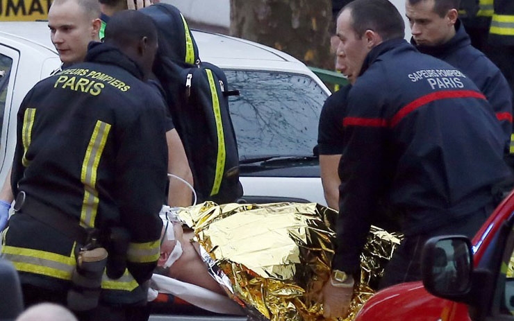 Újabb lövöldözés Párizsban! Két rendőr megsebesült