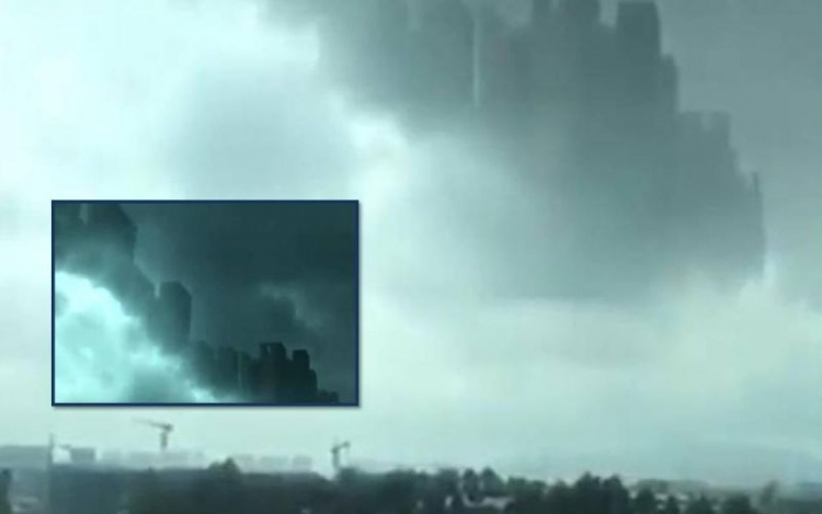 Város képe jelent meg az égen Kínában - Videó