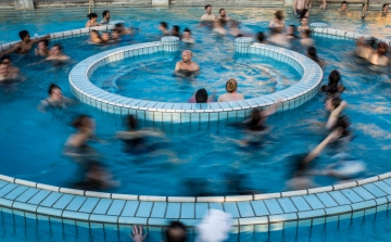 Nőttek a magyarországi fürdők bevételei a nyári szezonban