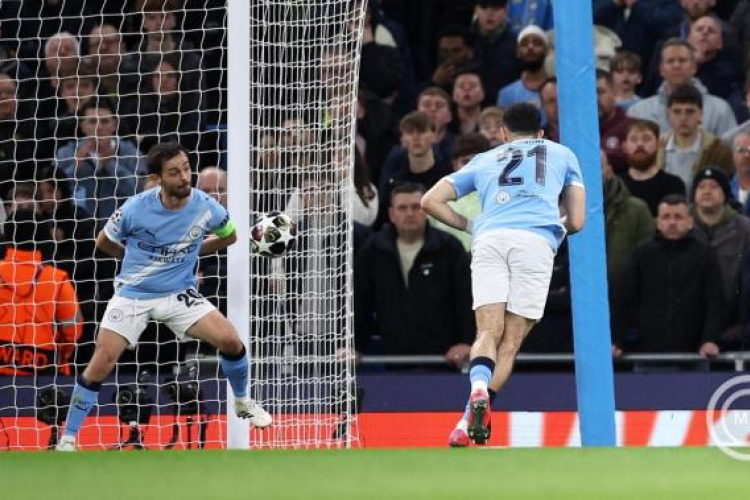 Premier League - Bajnokaspiránsok csúcsrangadója vasárnap