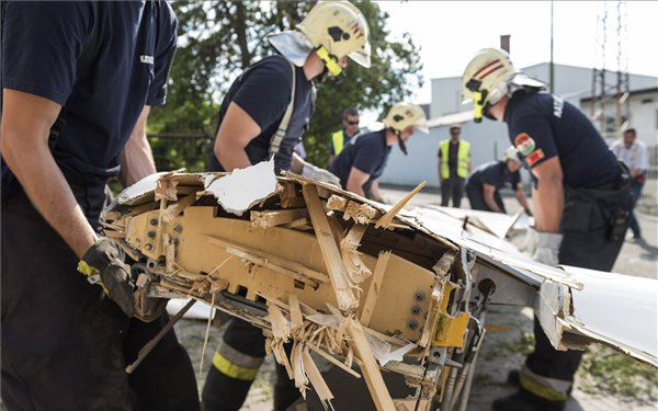 Büntetőeljárás indult a lezuhanó vitorlázó ügyében