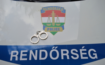 Rendőrökre támadók őrizetét rendelték el a nyomozó ügyészek