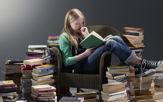 Olvasáskultúra, értékvilág, szakmaiság – mit jelentenek a kötelező olvasmányok