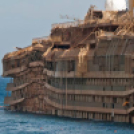 Így néz ki a tragikus véget ért Costa Concordia belseje - Galéria