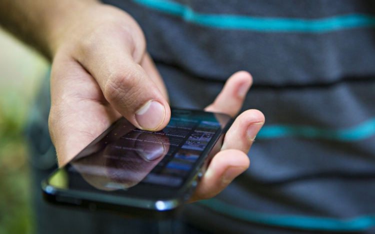Egészségi kockázatuk is van a hamis mobiltelefonoknak