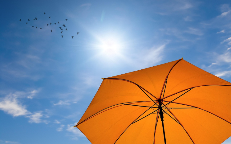 Hőség - Szinte az egész ország területén nagyon erős UV-B sugárzás várható szerdán
