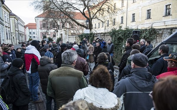 Iszapömlés - Az elsőfokú ítélet miatt tüntettek Veszprémben