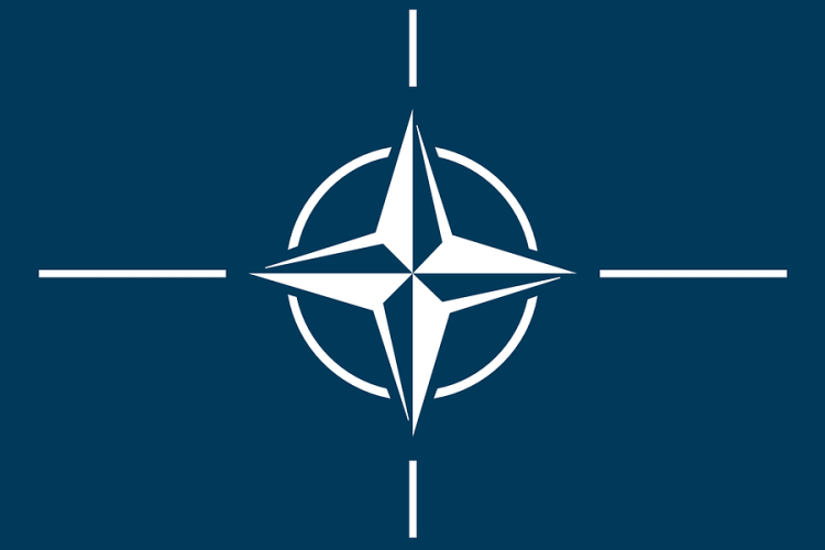 Donald Trump felvetette a NATO kibővítését közel-keleti országokkal