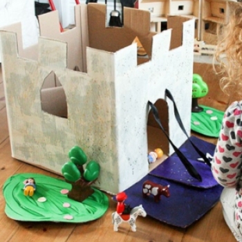 Nagyszerű ötletek kartondobozból gyerekeknek - Képek