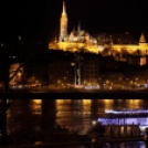 Így úszik fényárban egész Budapest