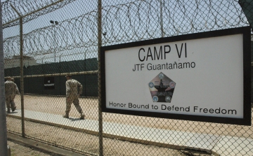 Amerikai szenátorok Guantánamóra küldenék az Iszlám Állam terroristáit 