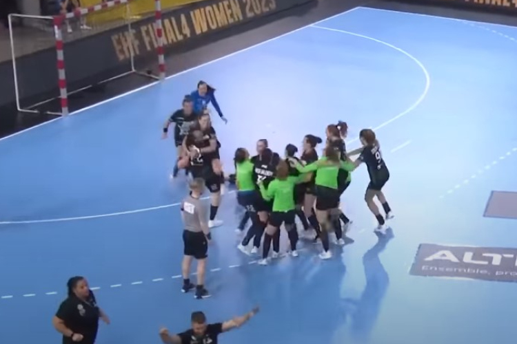 Metzi győzelmével négyes döntőben a Ferencváros