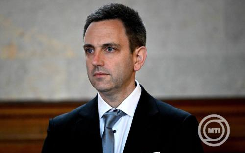 Melléthei-Barna Márton: lemondani nem gyengeség, hanem erő