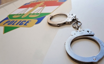Letartóztattak egy Pápánál elfogott embercsempészt