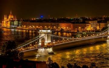 A német kormány kockázatos területnek minősítette Budapestet 