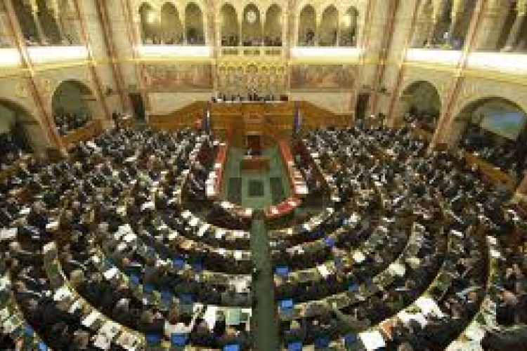 OGY - Krónika  (napirend előtt - miniszterelnök, MSZP, LMP, Jobbik)