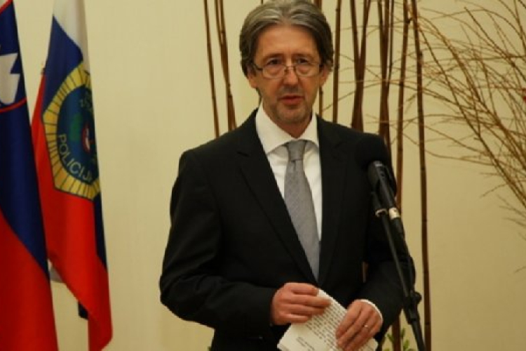 Szlovén államtitkár: Ljubljanának meg kell védenie Európa schengeni határait