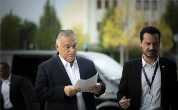 Orbán Viktor a jövő héten veszi fel a harmadik oltást