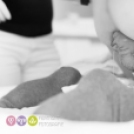 Így bújnak ki a babák az anyukájukból – Ritka fotók a születés pillanatáról