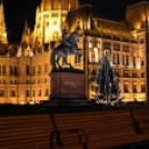 Így úszik fényárban egész Budapest