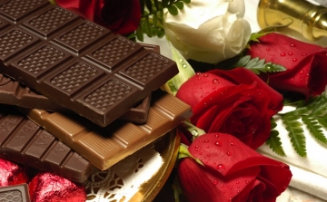 Valentin-nap - A virág és a csokoládé a sláger