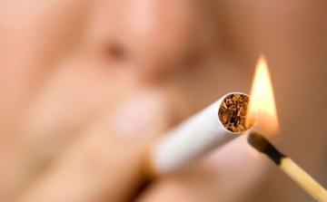 Minden ötödik uniós állampolgár egészségét károsítja a passzív dohányzás