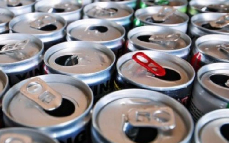 Hirtelen halált is okozhat az energiaital