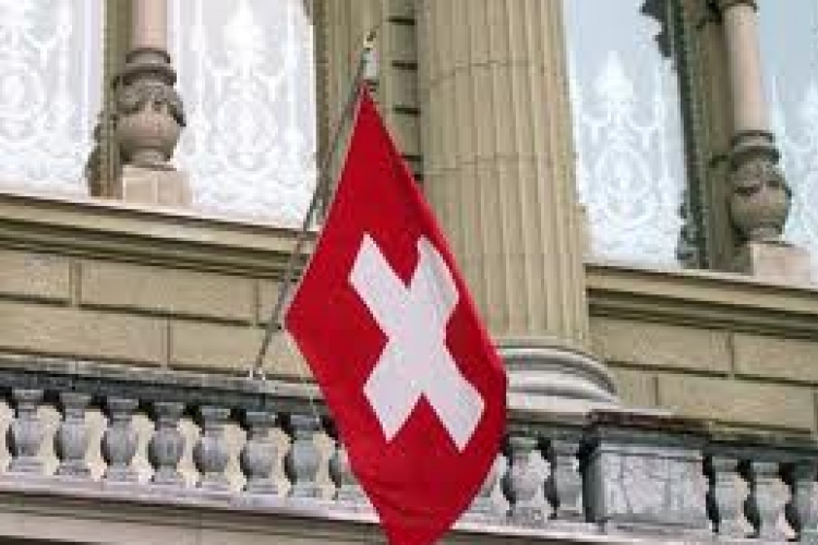 Kemény szavak a svájci jegybank elnöktől - készek akár negatív kamatot is bevezetni